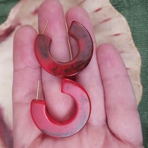 Vintage Marbled Red Colored Lucite Earrings TCJB1